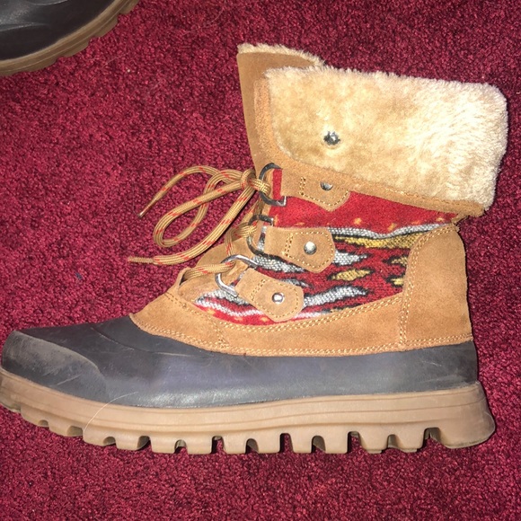 Baretraps winter boots size 6.5 - Picture 5 of 7